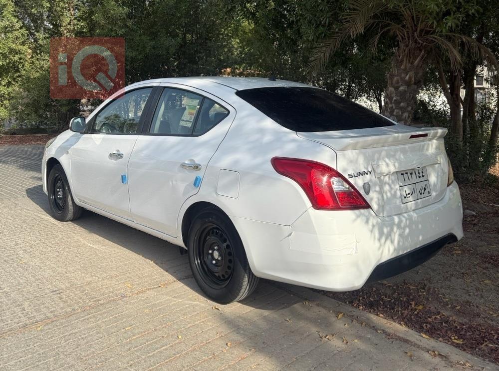 Nissan Sunny